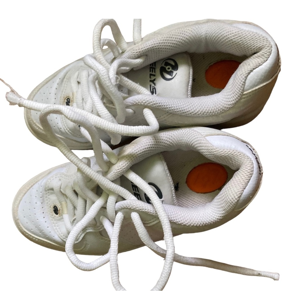 White heelys